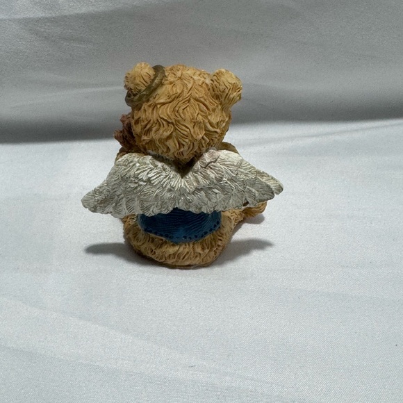 VINTAGE CERAMIC FIGURINE ANGEL TEDDY BEAR HOLDING A TEDDY BEAR. UNBRANDED - Picture 2 of 3